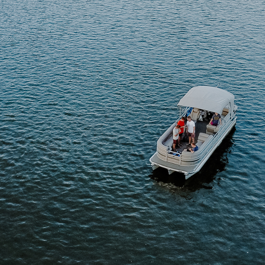 Best Pontoon Accessories for Saltwater and Gulf Coast Boating
